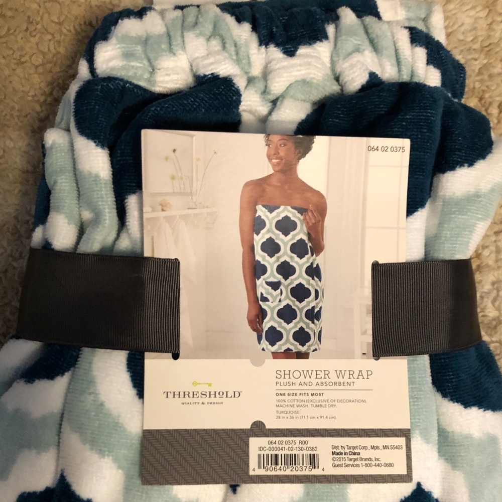 Women’s shower wrap